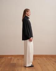 çıtçıt kapamalı dökümlü gömlek siyah 4