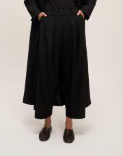 siyah pileli pantolon siyah 2